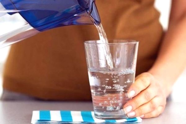 Simpatia Para Parar de Beber Com Sal Grosso e Água